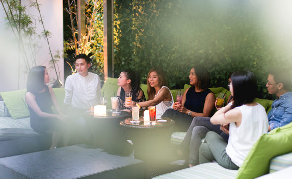 Casual team photo in HK | Liquid Interiors | Photography by Tracy Wong